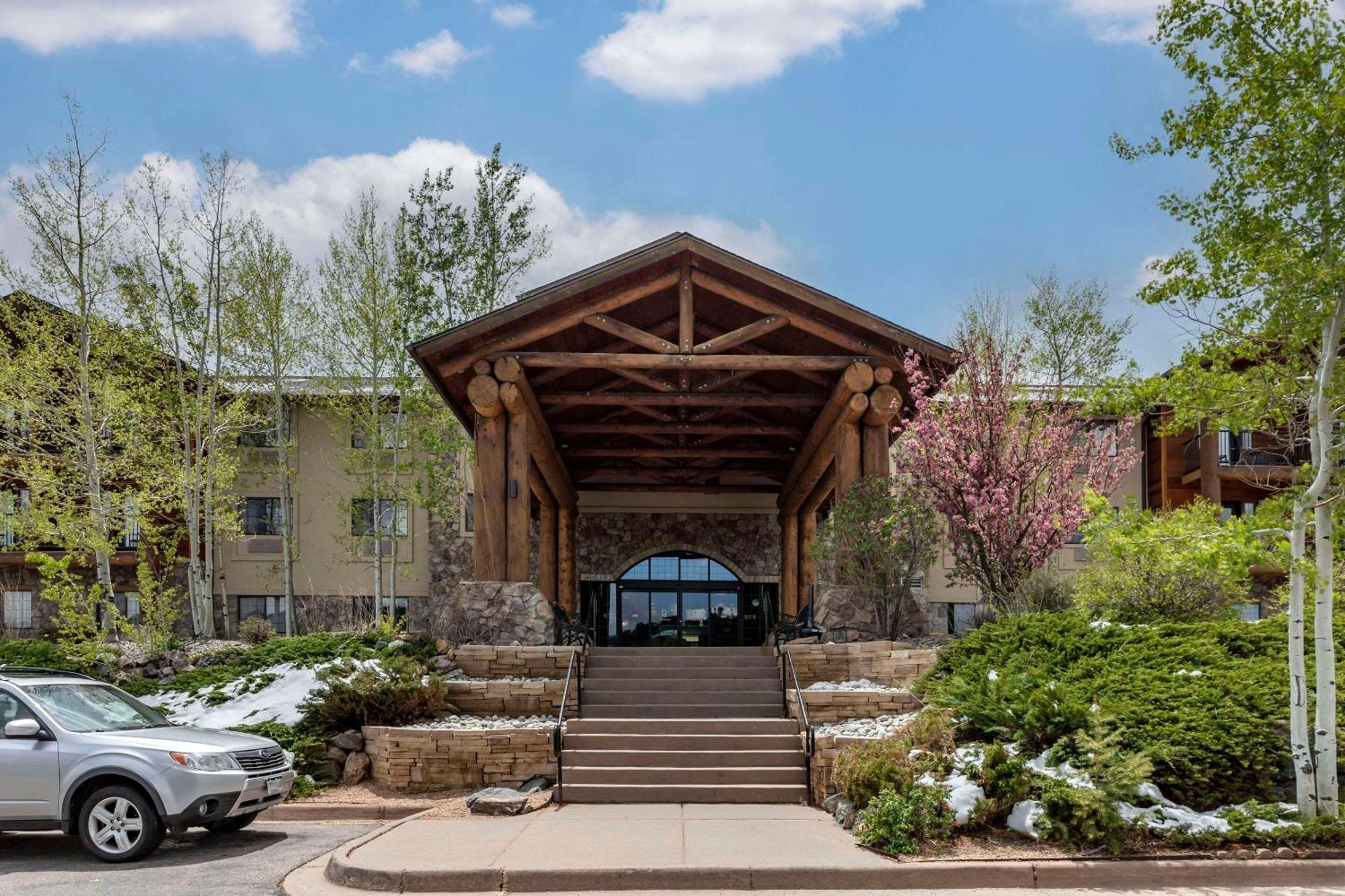 Comfort Suites Golden West On Evergreen Parkway Экстерьер фото