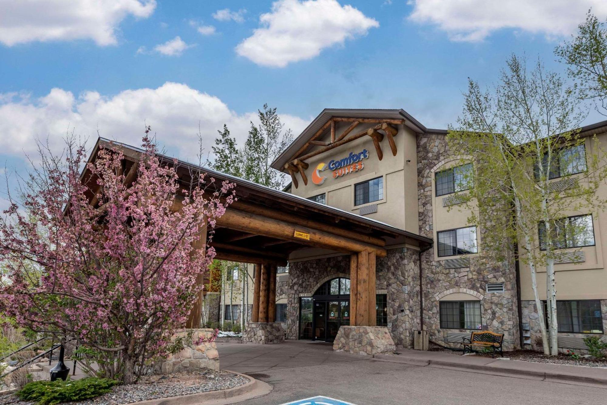 Comfort Suites Golden West On Evergreen Parkway Экстерьер фото