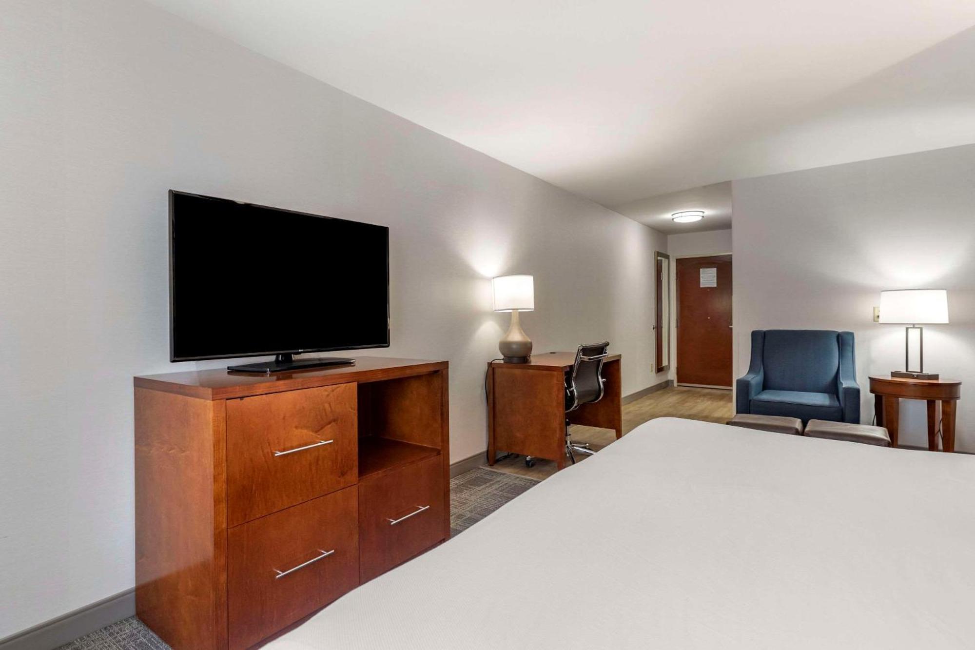 Comfort Suites Golden West On Evergreen Parkway Экстерьер фото