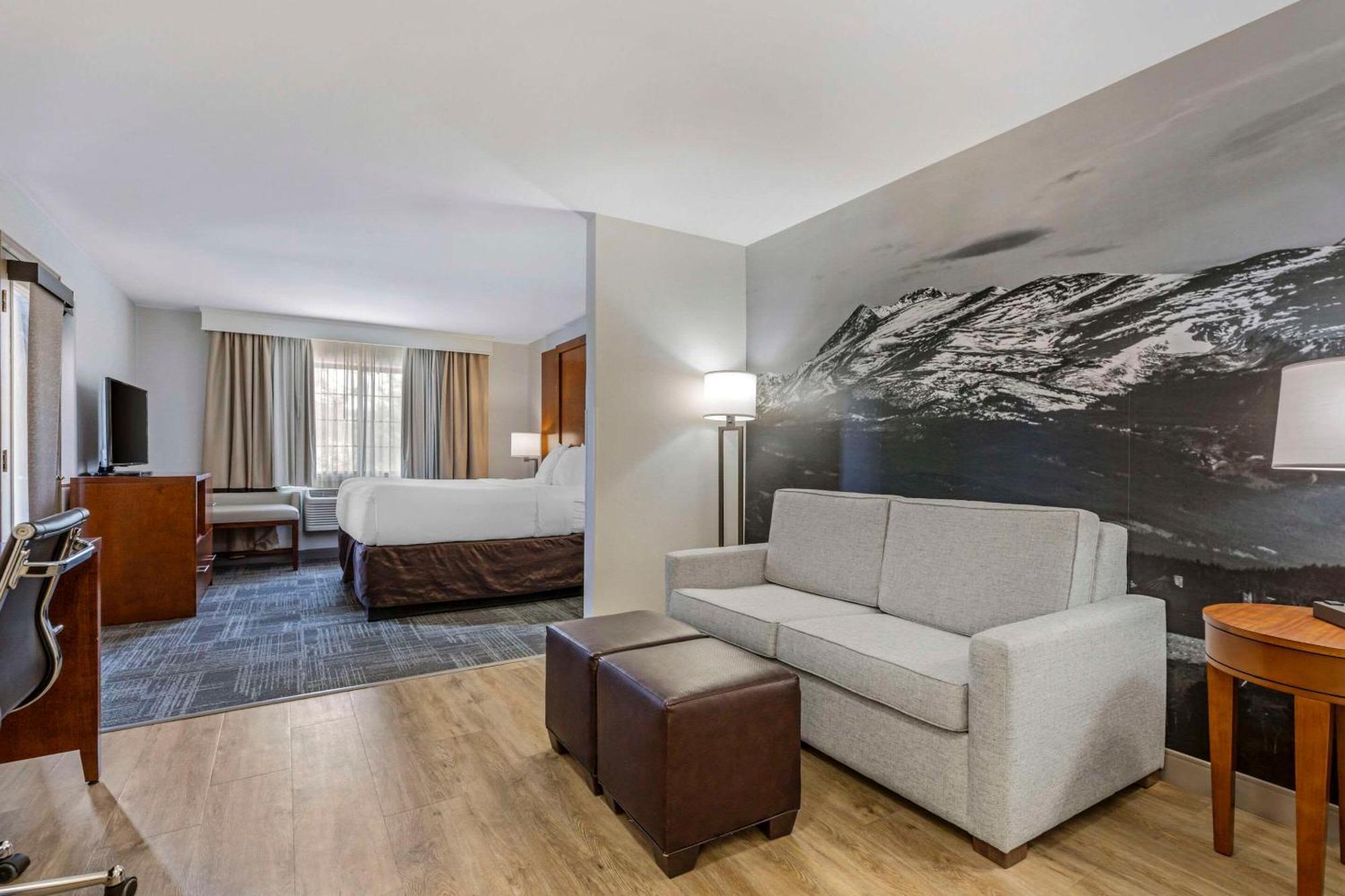 Comfort Suites Golden West On Evergreen Parkway Экстерьер фото